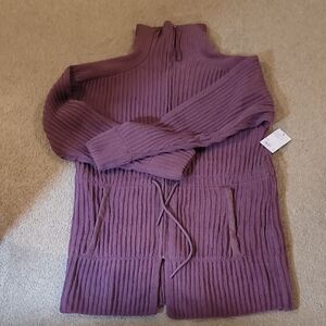 Urban/Commuter Ribbed Knit Cardigan